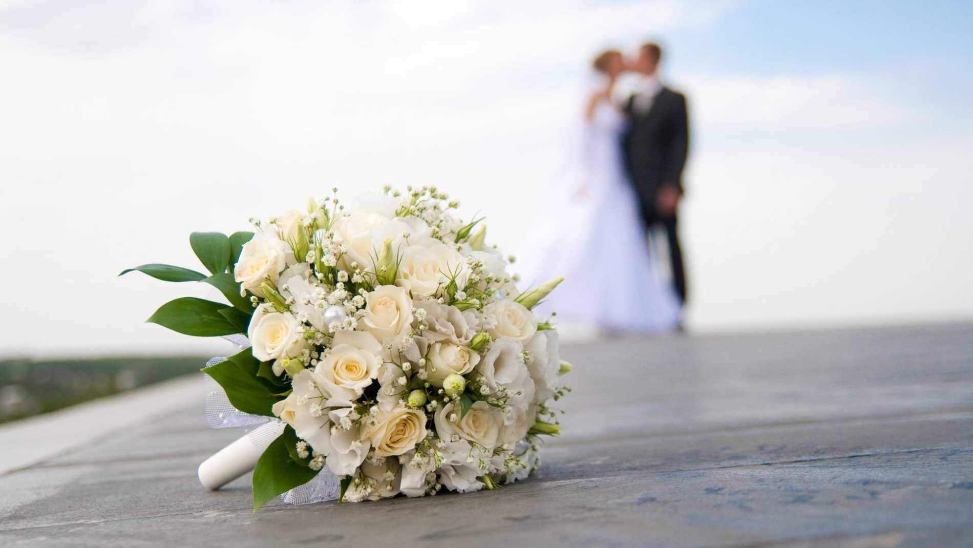 Newark, NJ: Convenient and beautiful venues for couples looking for East Coast charm. image