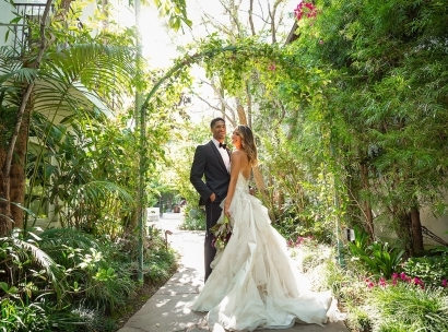 West Coast Romance: Why Couples Choose Los Angeles and San Diego for Luxury Weddings image home page block