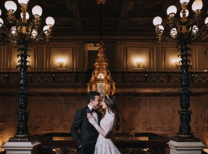 Top 10 Tips for Choosing Your Dream Wedding Photographer image home page block