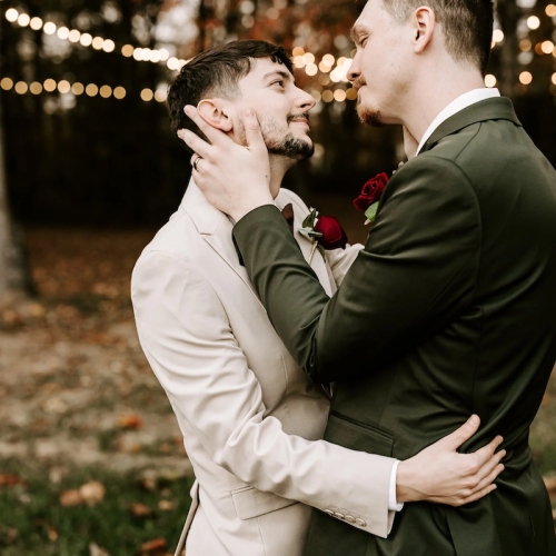 Golden Hour Romance: Beachfront Weddings in San Diego image service page blog