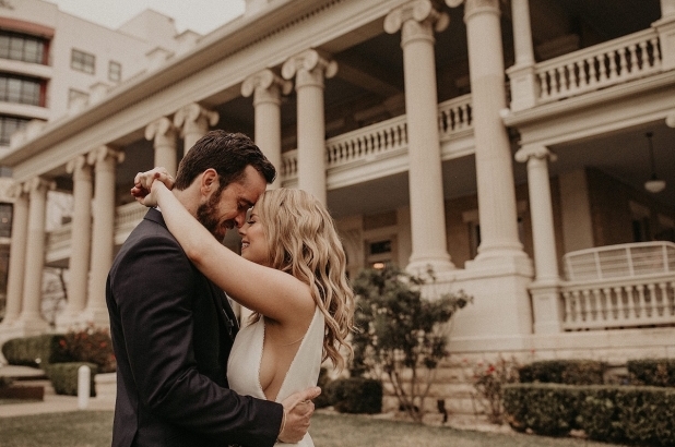 Creative and Stylish Weddings in Austin, Texas: Modern Southern Charm image